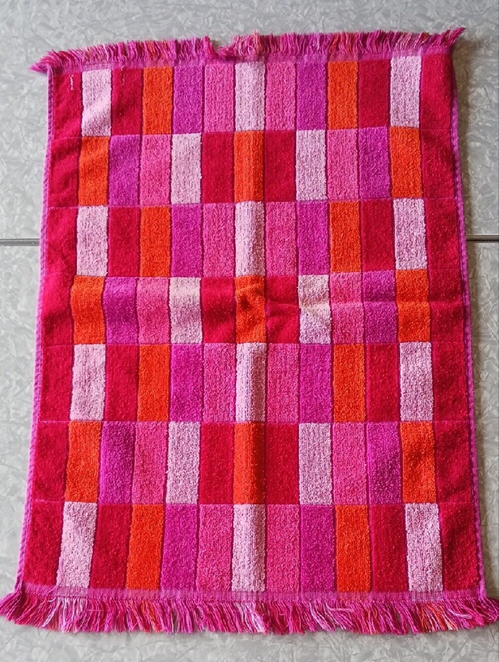 Sears~ 2 Vintage Pink & Orange Towel Sets - Picture 6 of 12